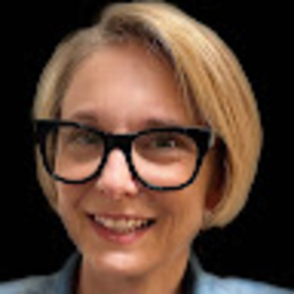 Meet your Posher, Jennifer - Picture 1 of 1